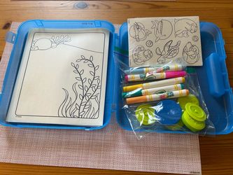Crayola Color  Wonder Art Kit Seascapes. Mess free fun!