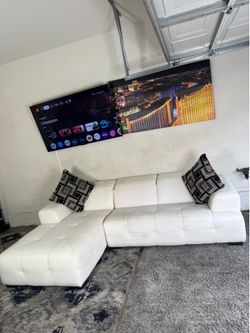 * Gently Used * 2pc Modular sectional sofa ( Free Delivery )