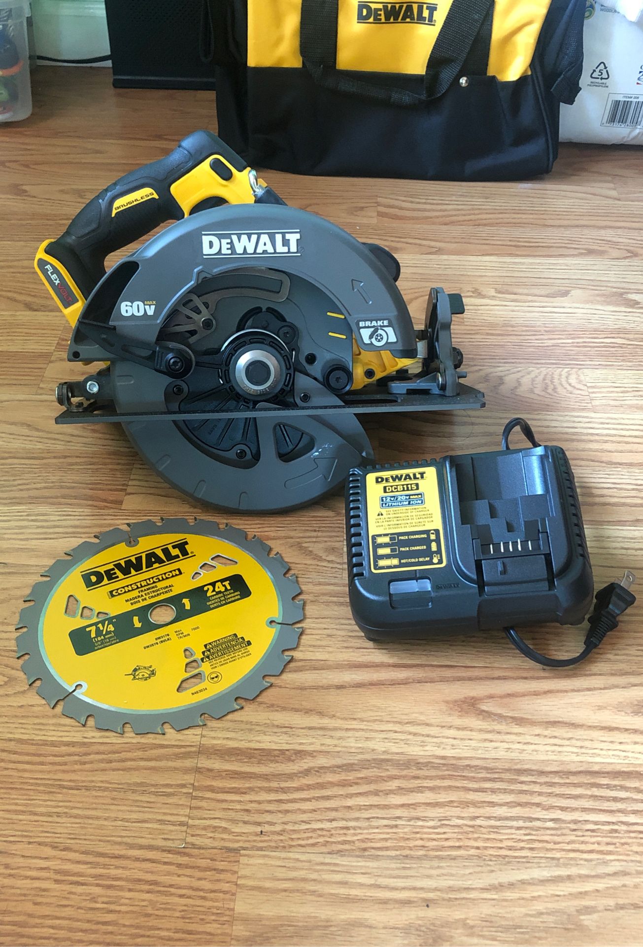 DeWALT saw