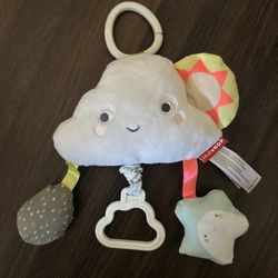 Skip hop silver lining cloud jitter stroller toy