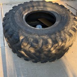 600 lb Tractor Tire 