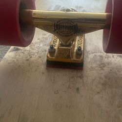 Complete Skateboard 