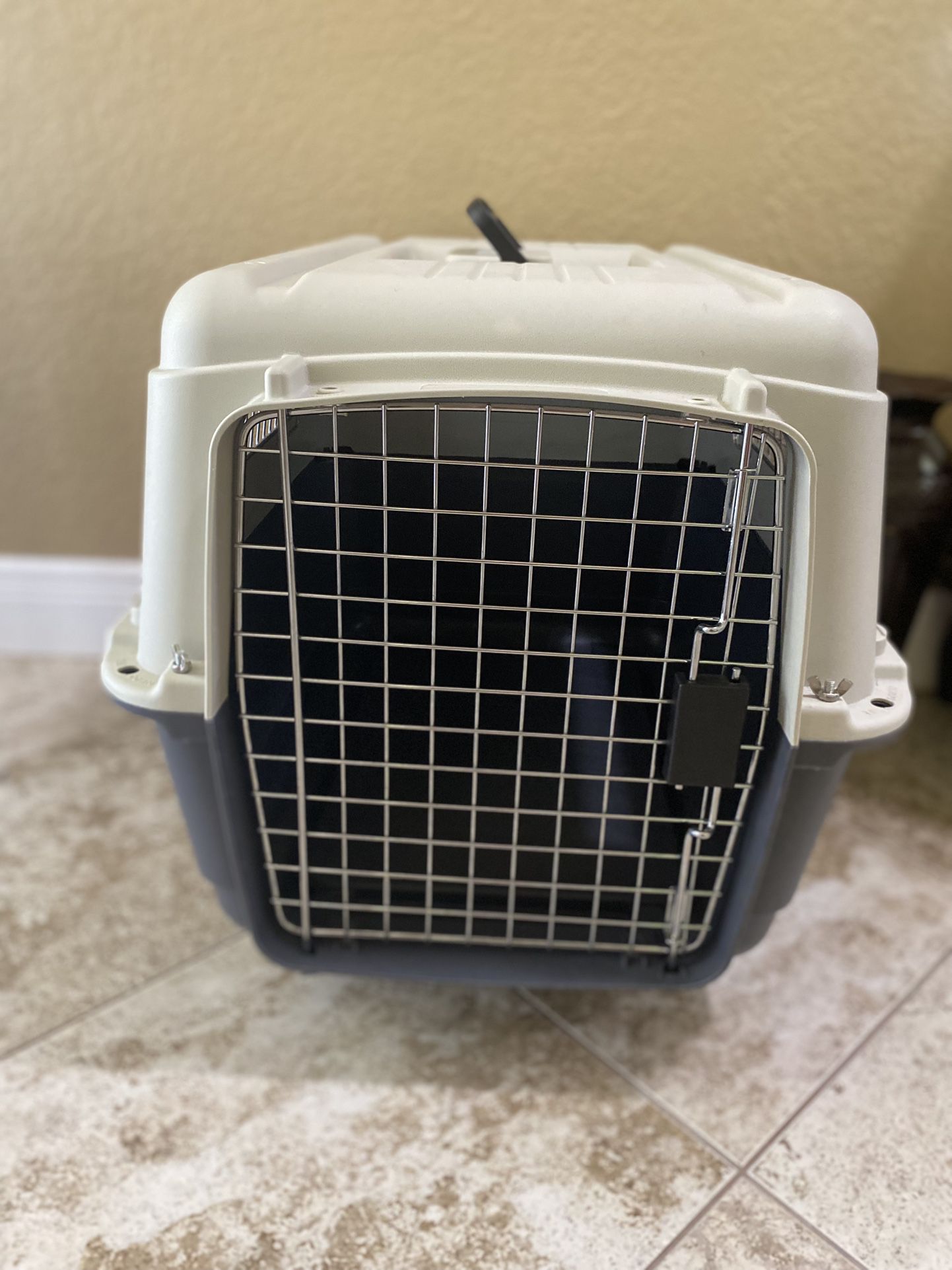 Medium Size Travel Dog Crate With Wheels
