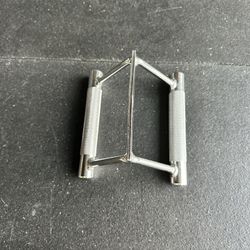 Close Grip Cable Attachment 