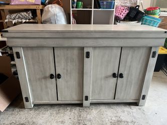 Heavy Solid Wood Fish Tank Stand Or Storage/Display shelf