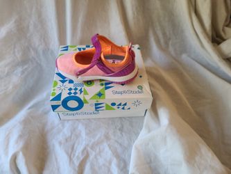 New Girl Tennis For Kids Size 7.0 M