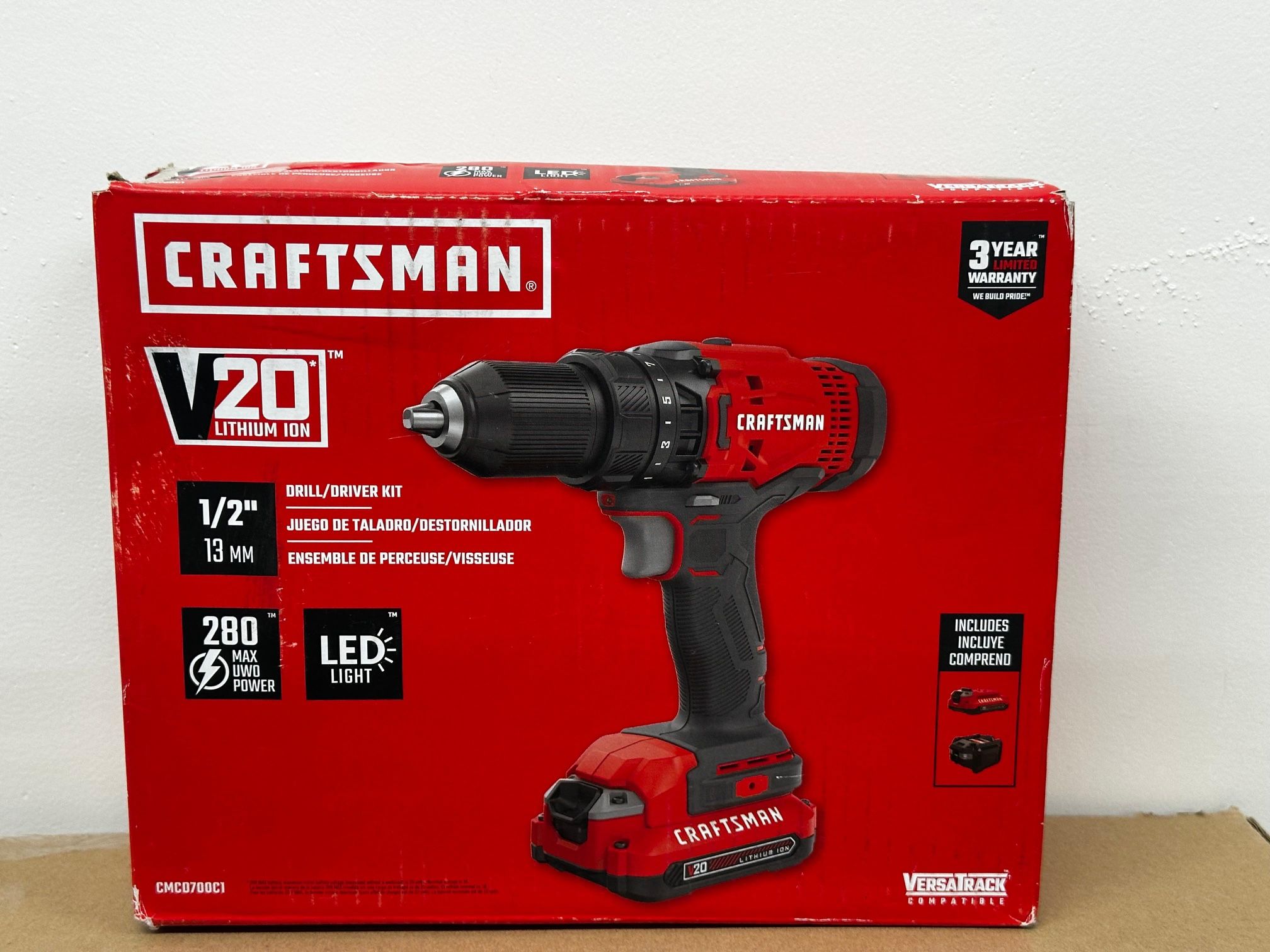 CRAFTSMAN V20 Cordless Drill/Driver Kit, 1/2 inch, Battery and Charger Included (CMCD700C1)