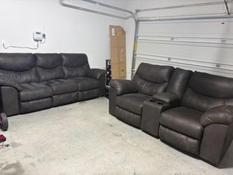 Dark Brown Microfiber Reclining Sofa Set with Recliner