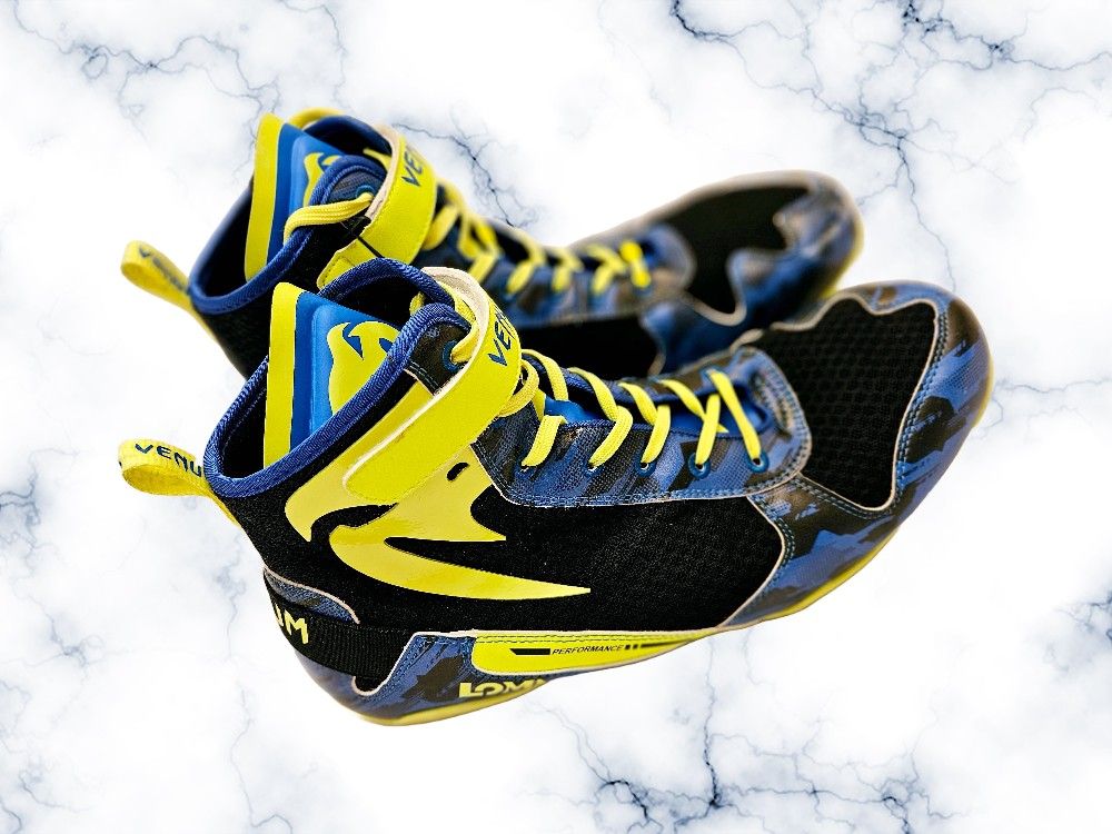 Venum Giant Low Loma Edition Boxing shoes Size 12.5 mens for Sale in Fort Pierce FL OfferUp