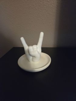UT ring holder & saucer
