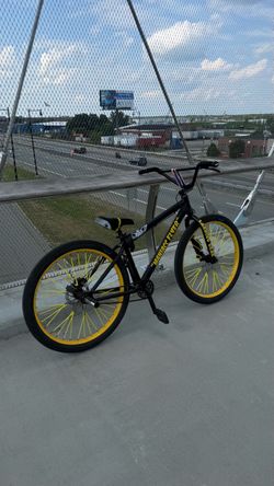 black and yellow maniac flyer