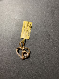 10k real solid gold with real diamonds pendant 1” and 1gr