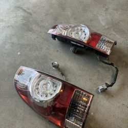 2nd Gen Tacoma Stock LED Taillight Pair X2