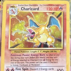Base Set Charizard Pokémon Card 