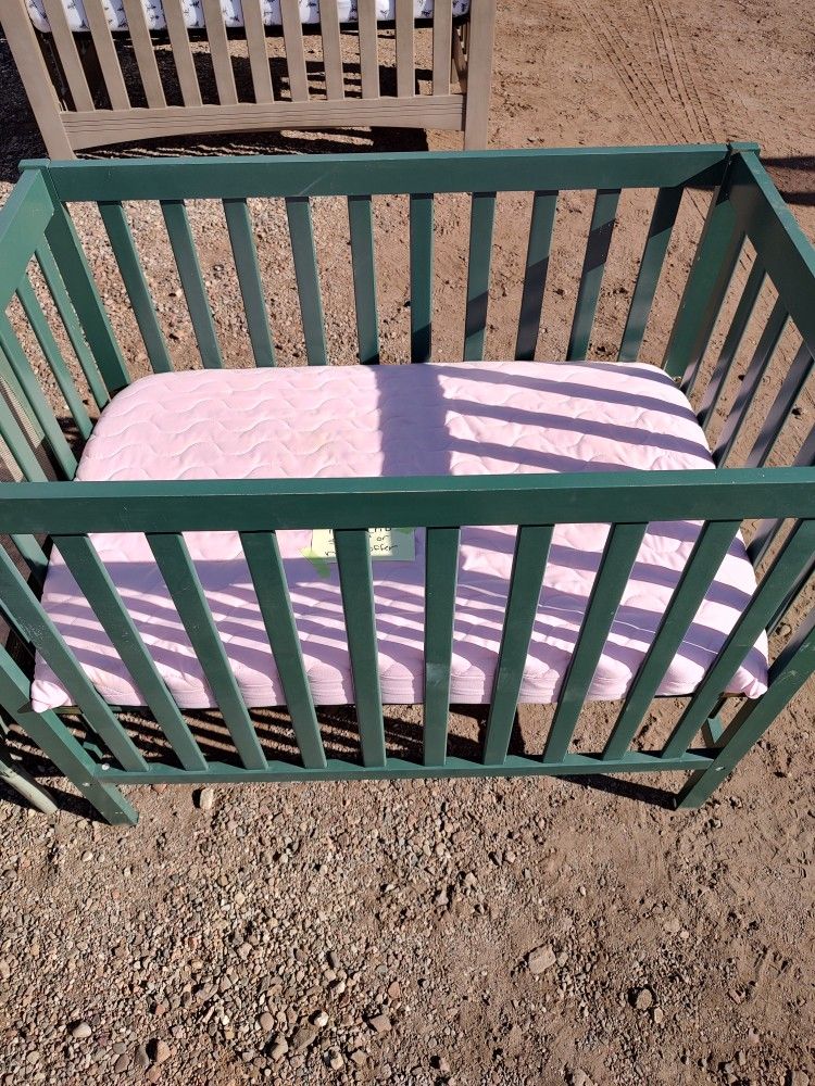 Mini Crib
