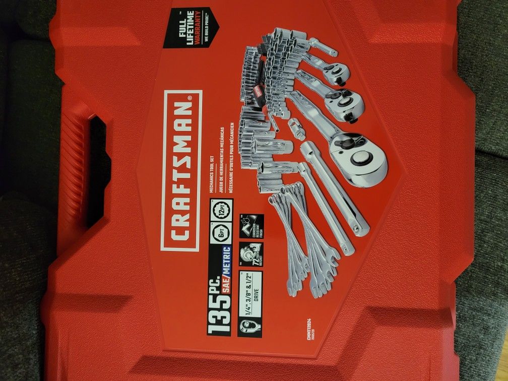 Brand New 135 Tool Set