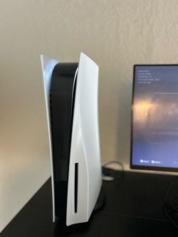 PS5 Disc Console W/ Controller