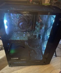 Gaming PC Setup Geforce GTX 1660 Ti / i7 / 16GB RAM Razer Keyboard & Mouse Monitor PS4 Controller