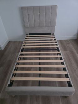 Twin Upholstered Bed Frame with Tufted Headboard