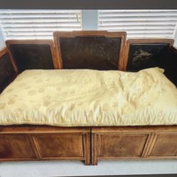 Chinese Antique  Wooden Daybed With Storage 