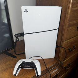 PlayStation 5 Slim Disc 1TB Edition With Controller