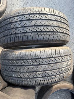 (2) 235/45R18 PAIR OF USED TIRES BRIDGETONE 70% LIFE !!!