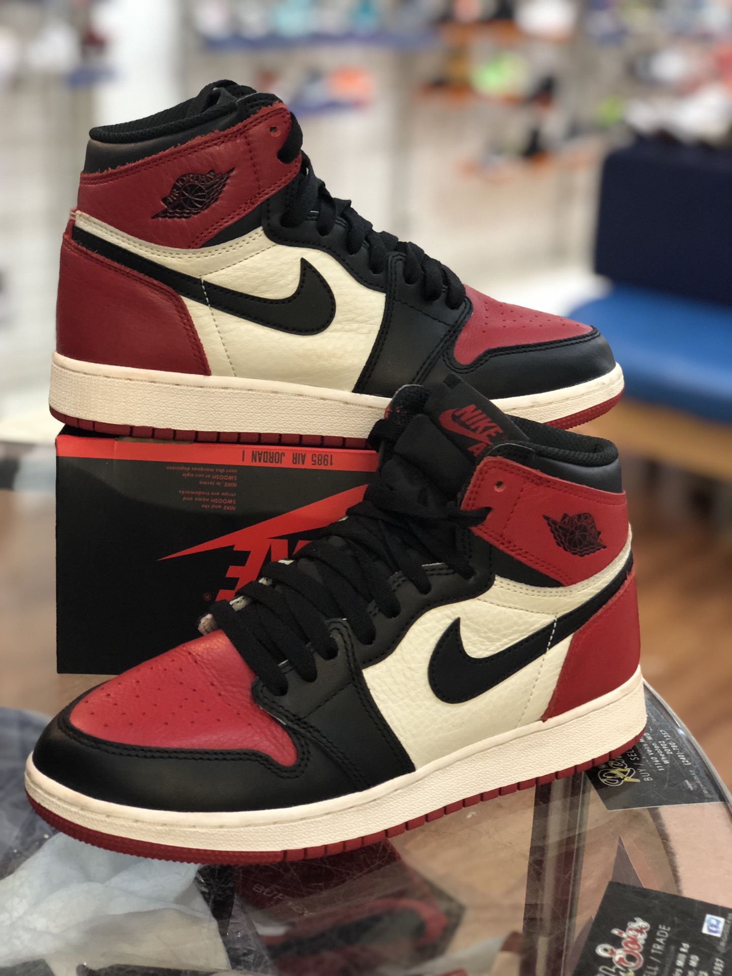 Bred toe 1s size 6.5