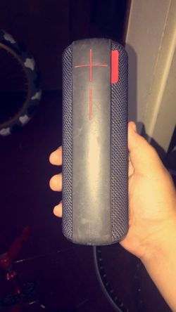 Ue boom speaker