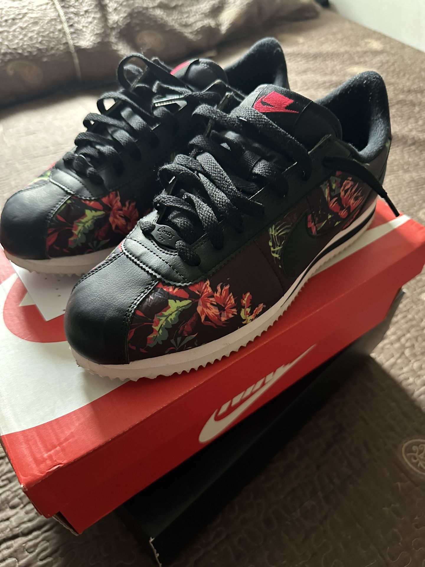 Nike Cortez “Floral”