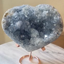 5.5 Lb (2479g) Sparking Celestile Heart With A Stand 