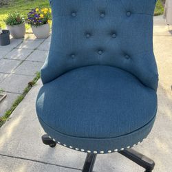 Teal Swivel Office Chair