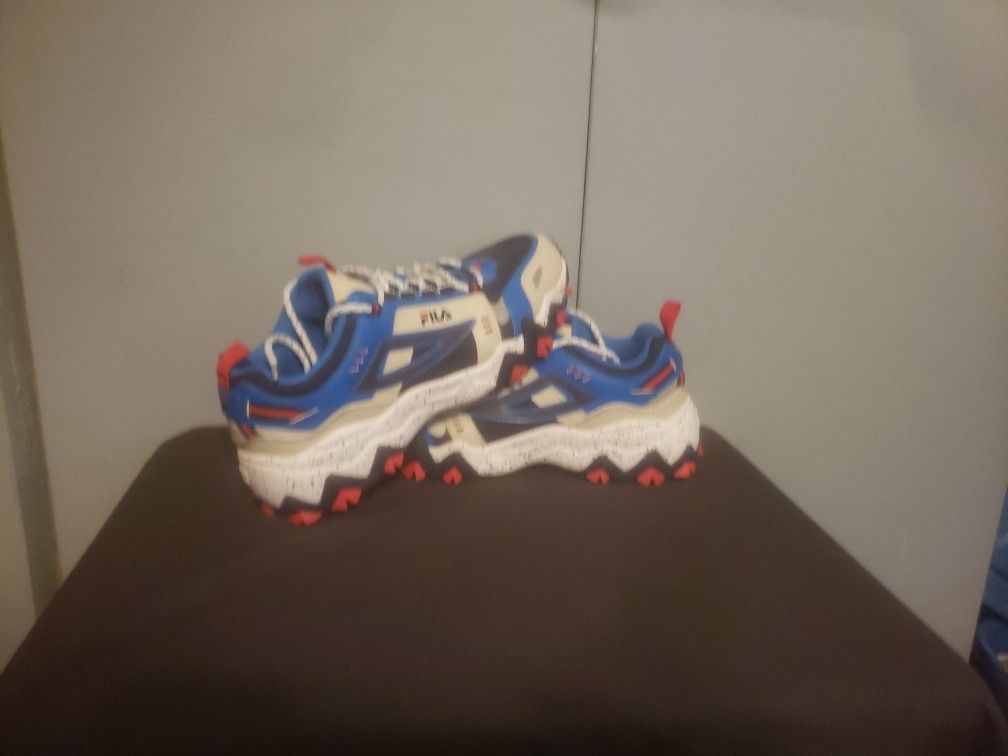 FILA Shoes Size 9