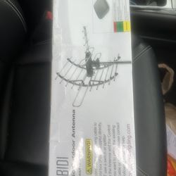 Outdoor Antenna 