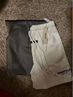 light oatmeal essential shorts
