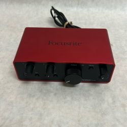 Focusrite Scarlet, solo with USB cord
