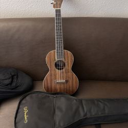 Fender Alto Ukelele