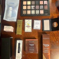 Unlock Your Art Skills with Professional Makeup Artist Set instead start