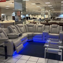 Homelegance Reclining sectional w/speaker