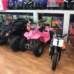 Pink Razor Dirt Quad Restock 450 for Sale in Artesia CA OfferUp
