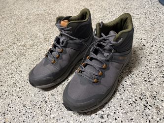 Eddie Bauers Trekking Boots