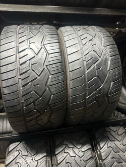 PAIR OF TIRE 325 35 22 NITTO 85% LIFE