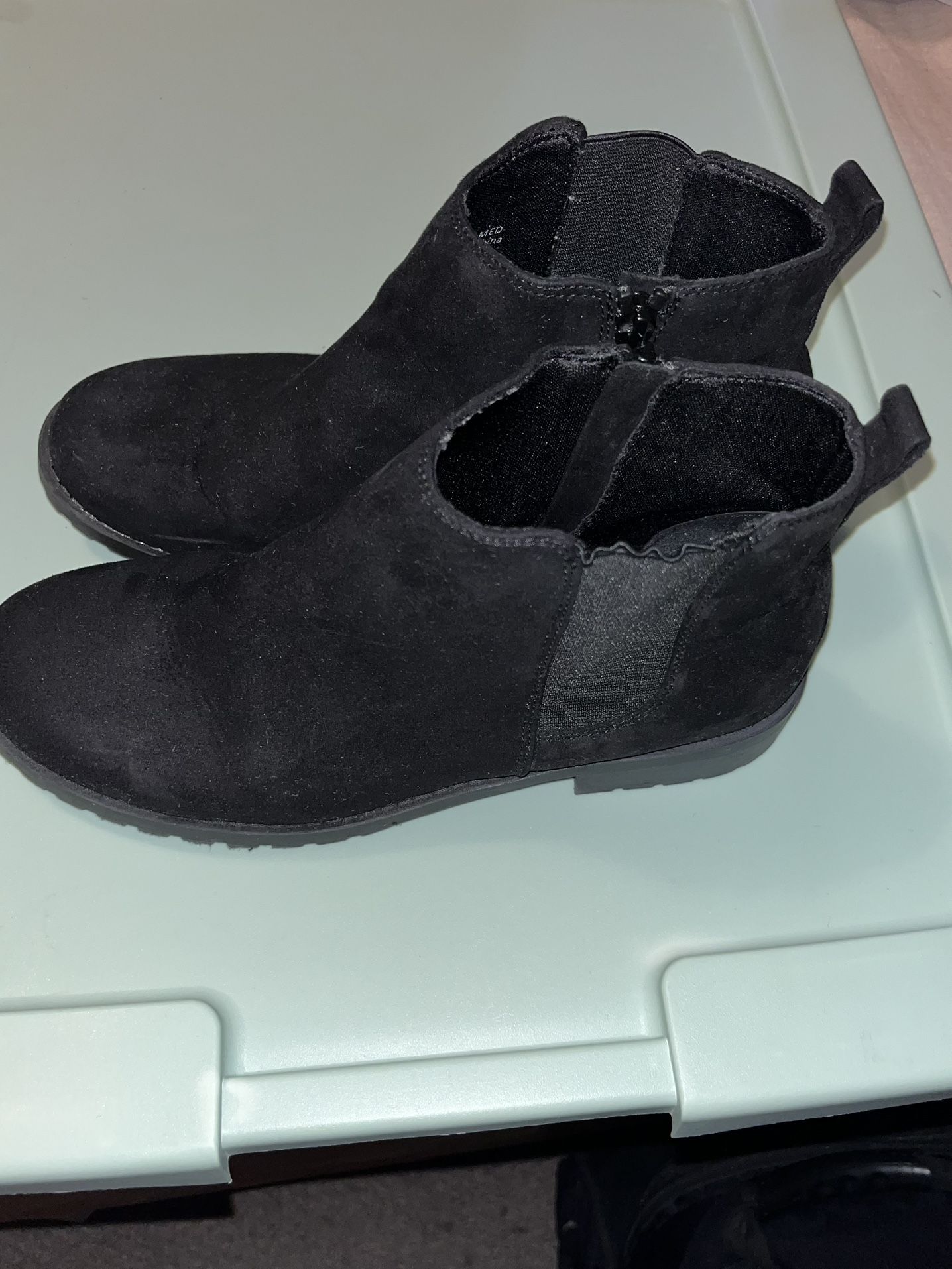 Sonoma Suede Ankle Boots Size 8w Black