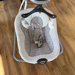 GRACO BABY SWING