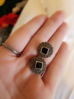 Vintage onyx silver earrings