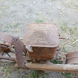 Number 4 Jr Planter Drill Seeder