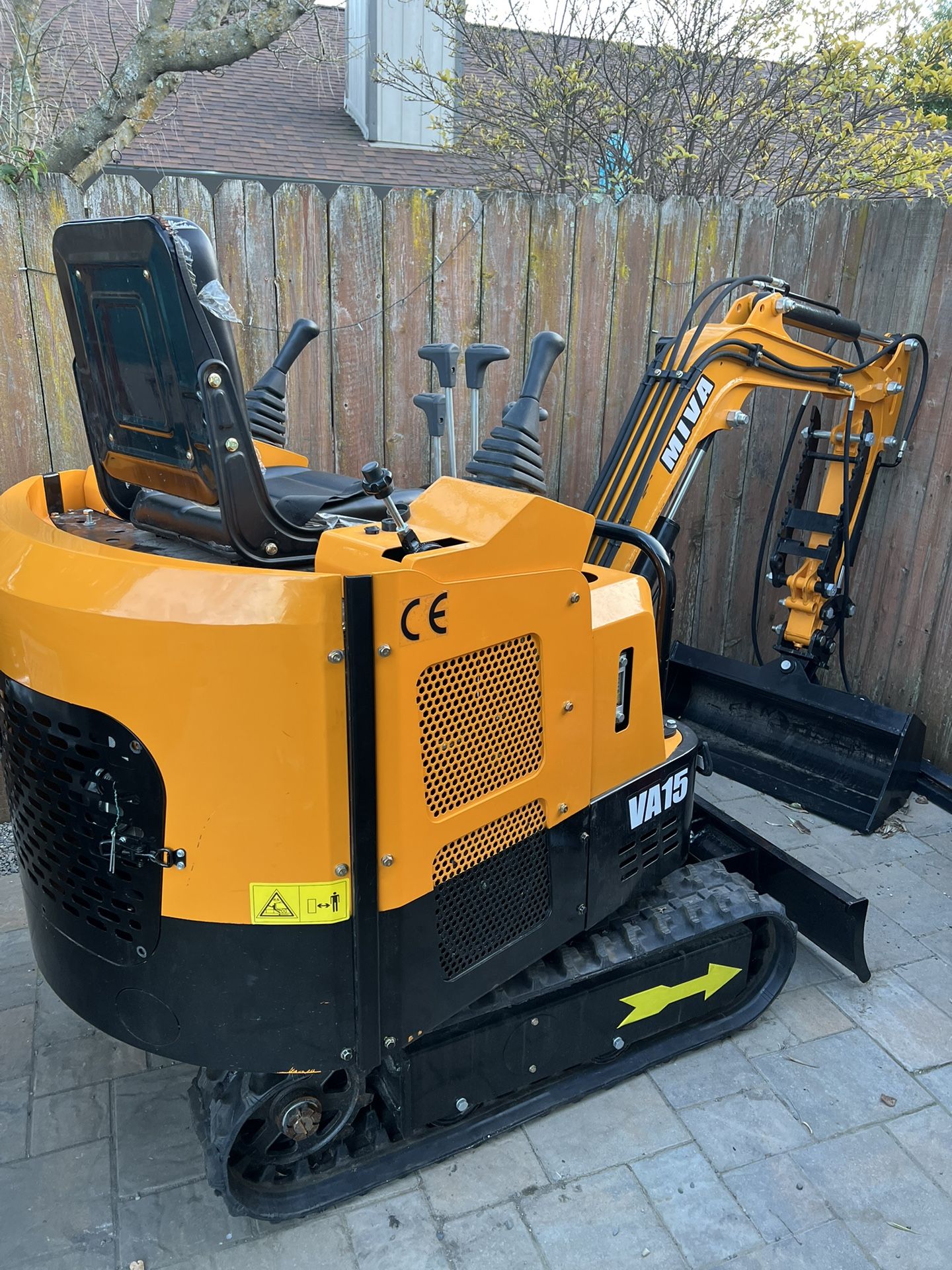 Miva VA15 Mini Excavator