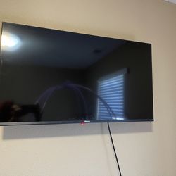 40 Inch Hisense TVs