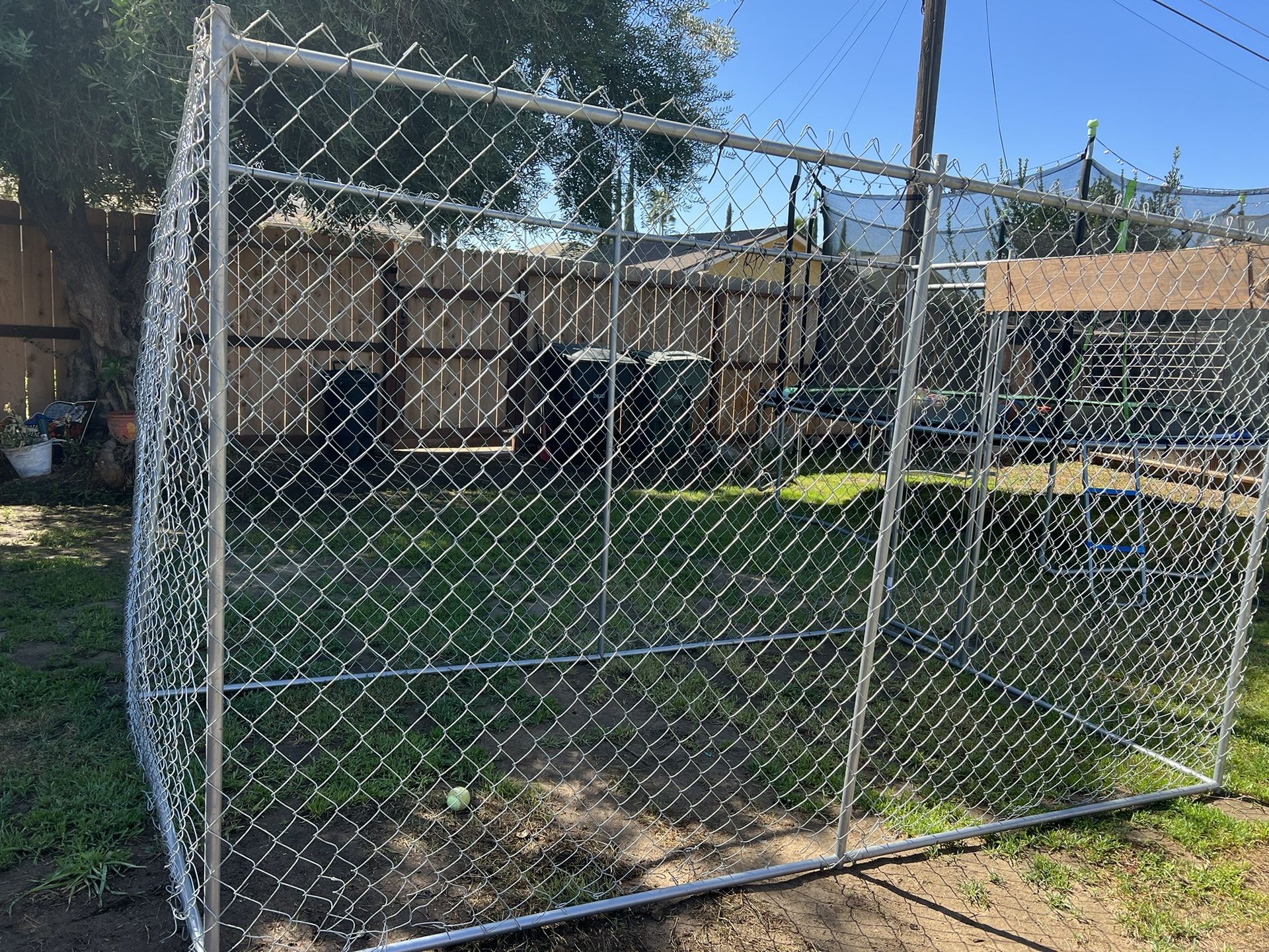 Dog Kennel/Chicken Coop In MODESTO for Sale in Modesto, CA OfferUp