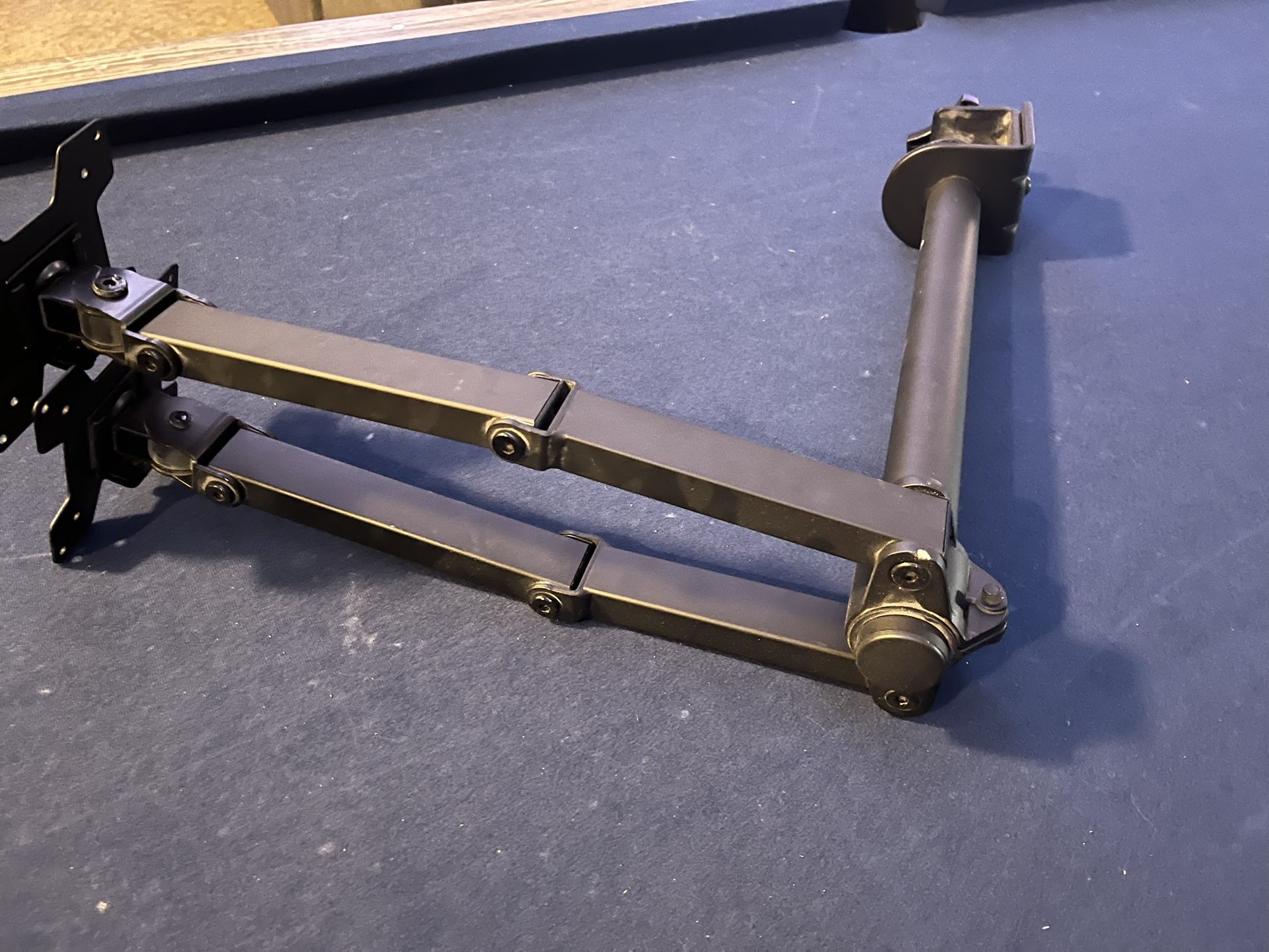 Dual Monitor Arm.