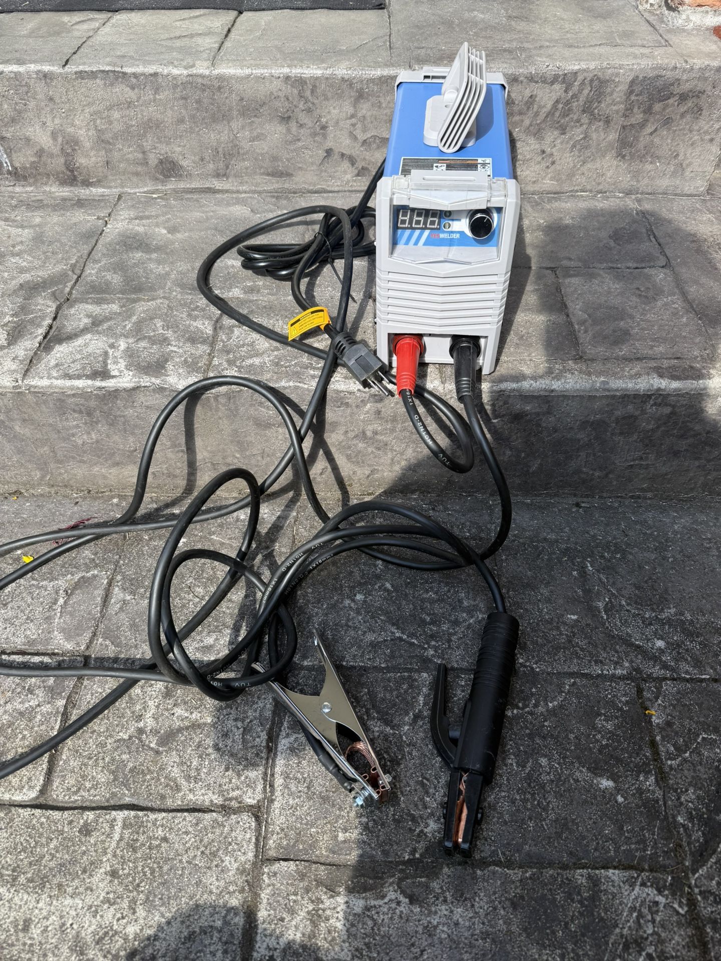 125 Amp Mini Stick Welder. 125Amp Mini Stick Welder mini stick welder. 110/220V Dual Voltage